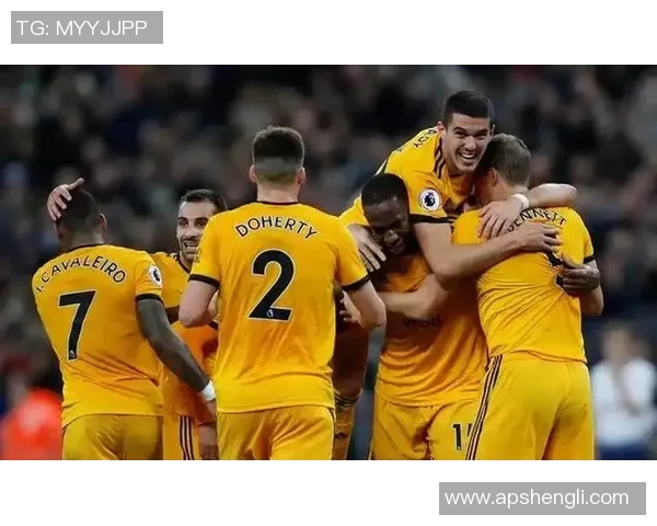 利物浦与狼队赛后家属欢聚一堂共享胜利喜悦与感动时刻