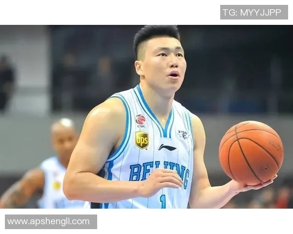 李根：从篮球场上的闪耀星光到人生舞台的坚韧奋斗者