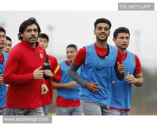 墨西哥足球队与托卢卡队激战正酣精彩对决引发球迷热议 墨西哥足球队与托卢卡队激战正酣精彩对决引发球迷热议