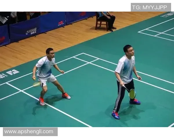 成都羽毛球队盯防战术揭秘:如何在比赛中掌控对手的每一步