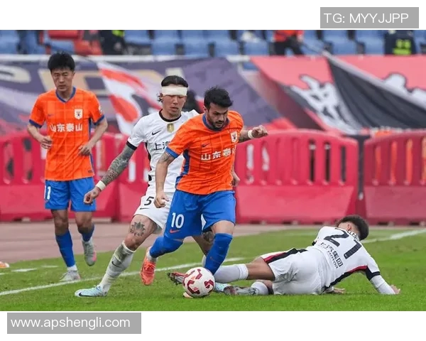 柔佛战鲁能泰山巅峰对决谁能在亚冠赛场笑到最后